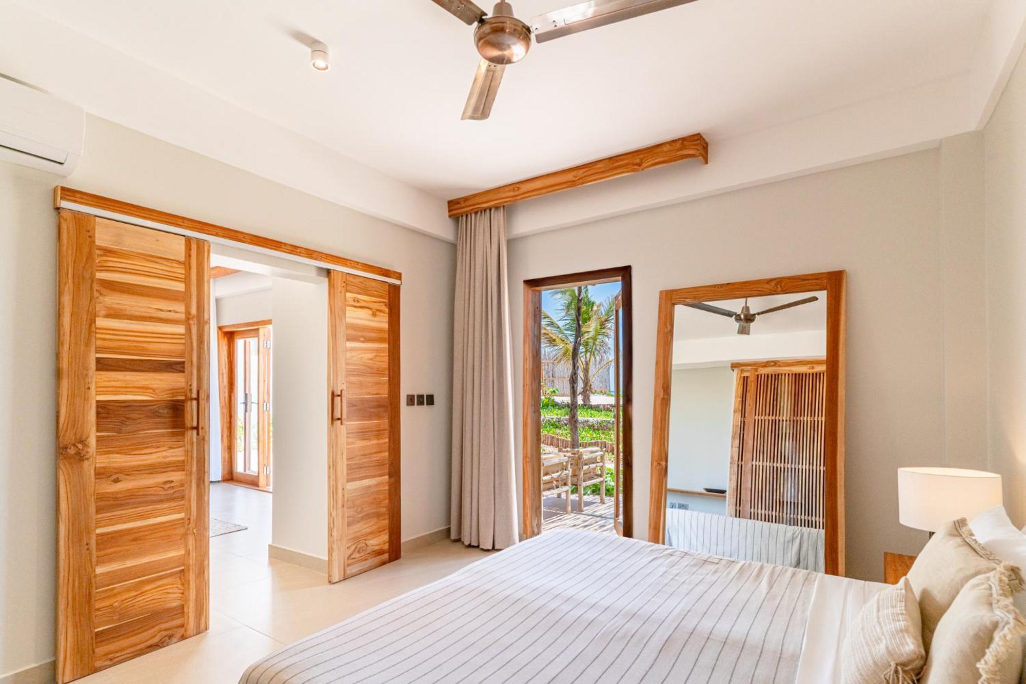 Kaskazi Hotel Zanzibar Джамбіані Екстер'єр фото
