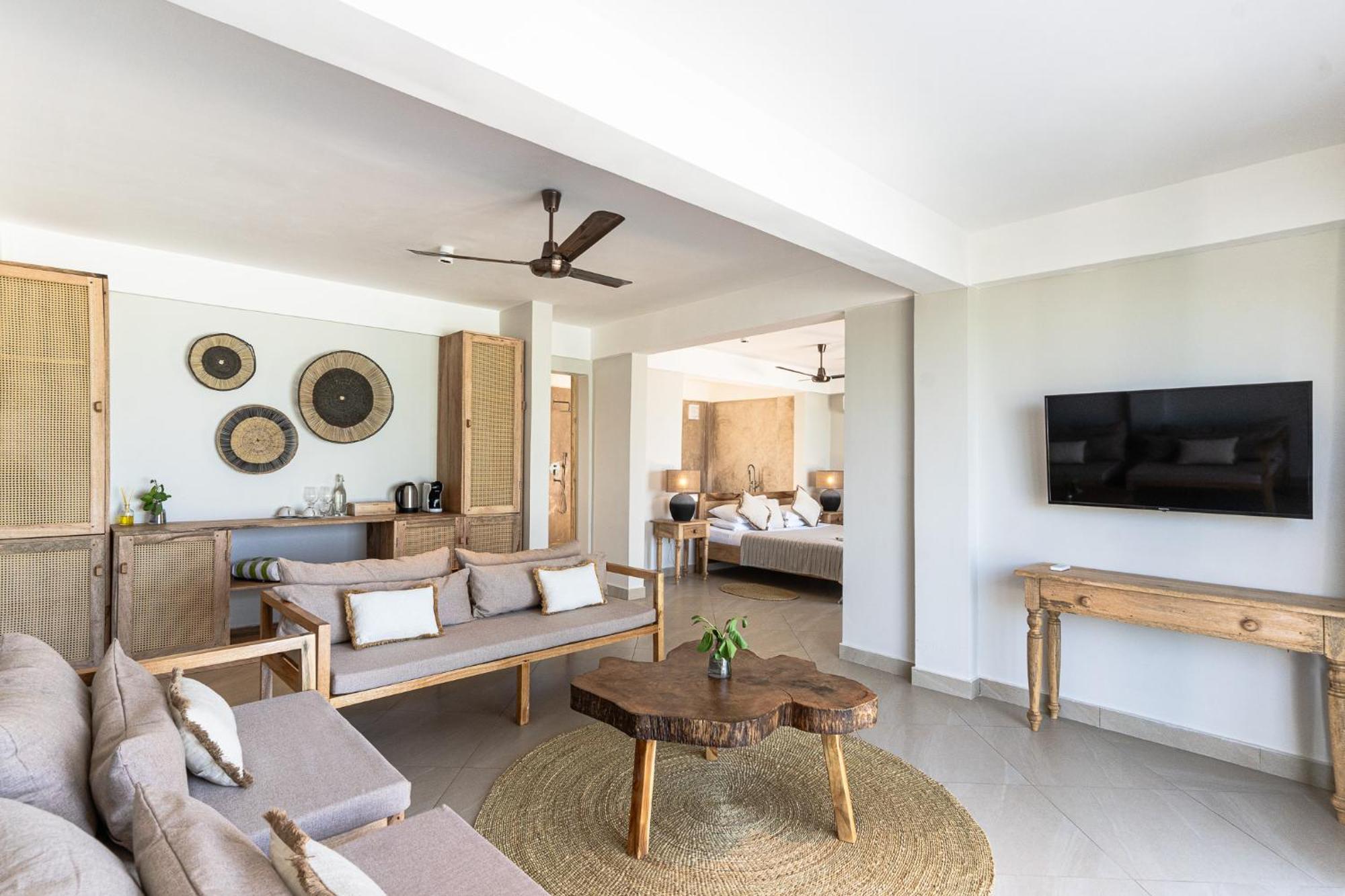 Kaskazi Hotel Zanzibar Джамбіані Екстер'єр фото