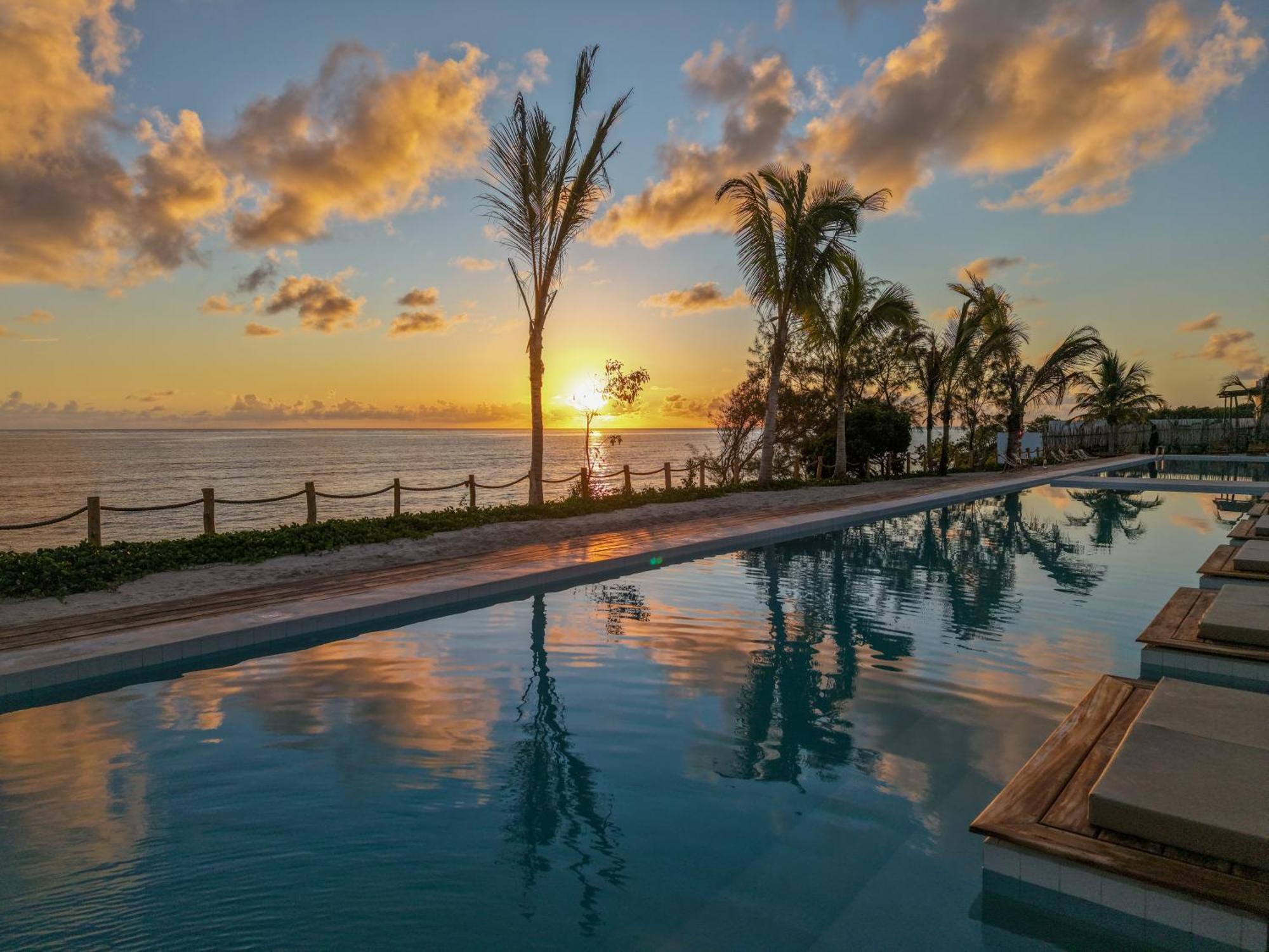 Kaskazi Hotel Zanzibar Джамбіані Екстер'єр фото